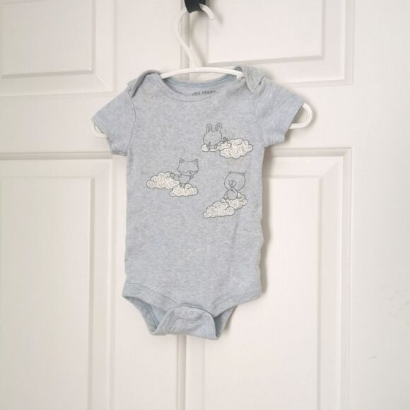 *free Joe Fresh short sleeve onesie 0-3 m - Picture 1 of 4